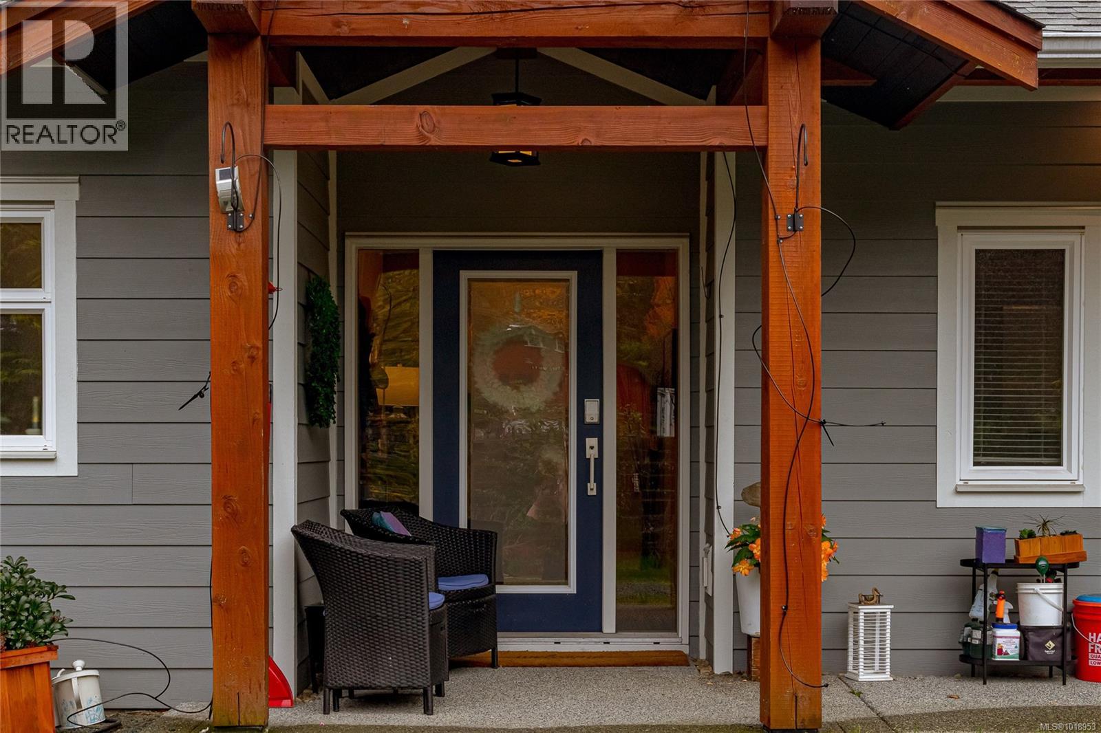 1597 Herd Rd, Duncan