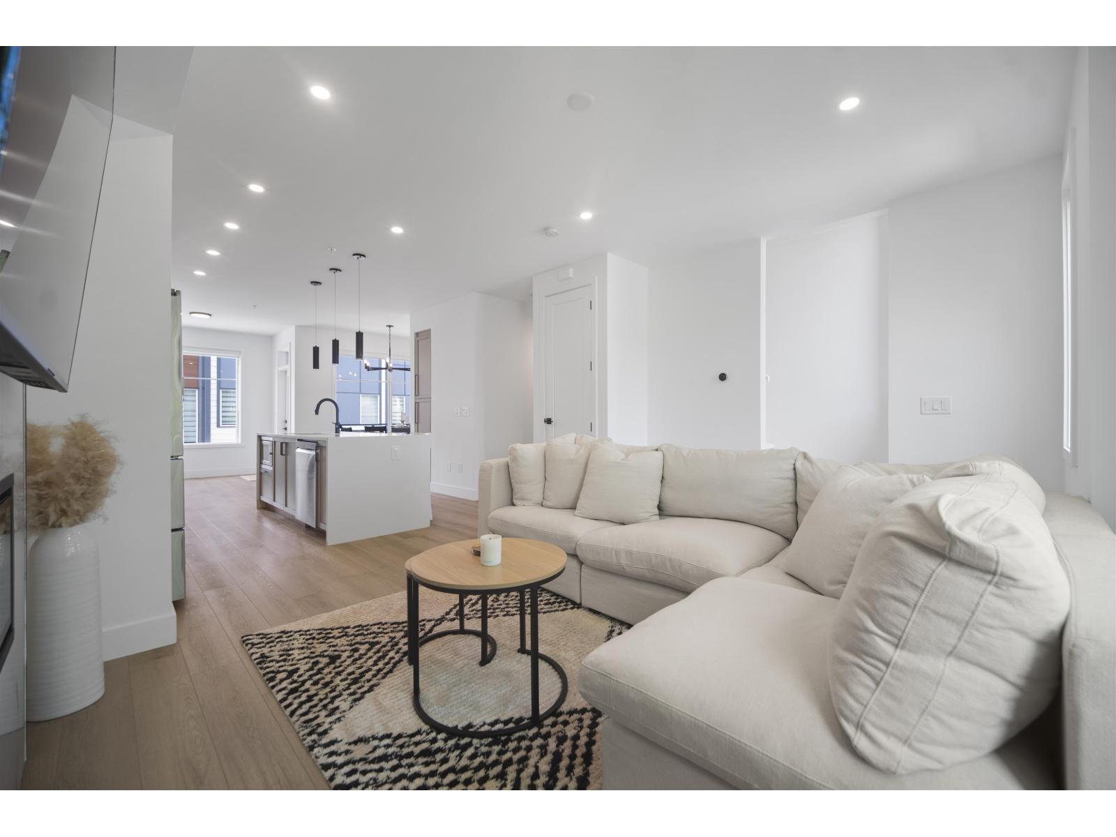 20 20763 76 AVENUE, Langley