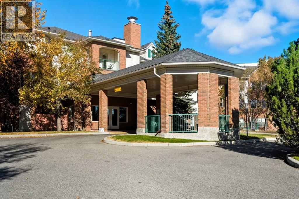 221, 1920 14 Avenue NE, Calgary, Alberta