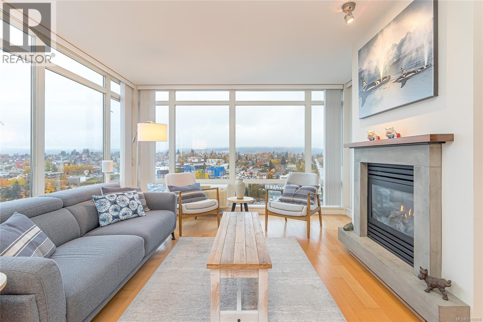 1502 38 Front St, Nanaimo