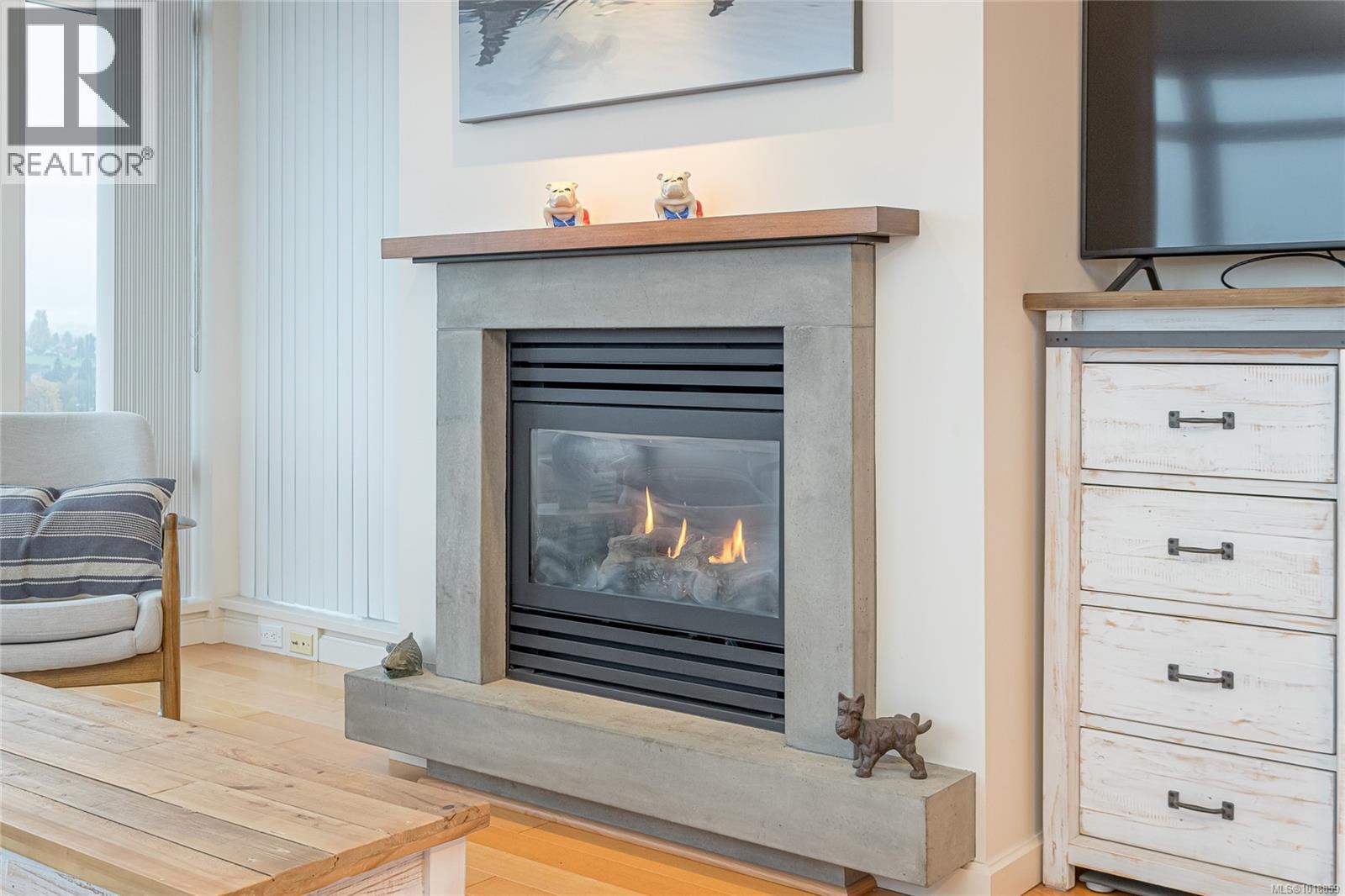 1502 38 Front St, Nanaimo