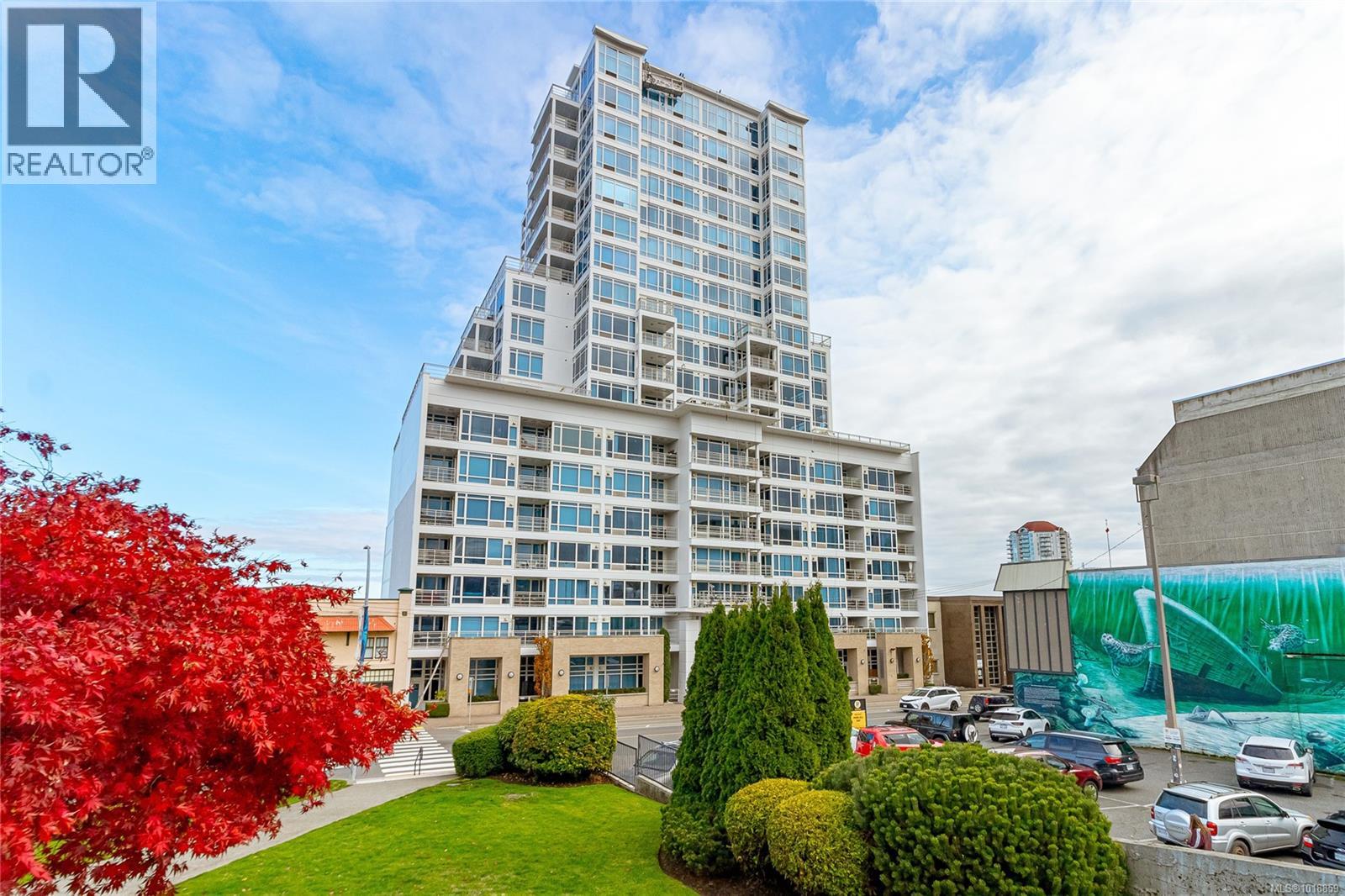 1502 38 Front St, Nanaimo