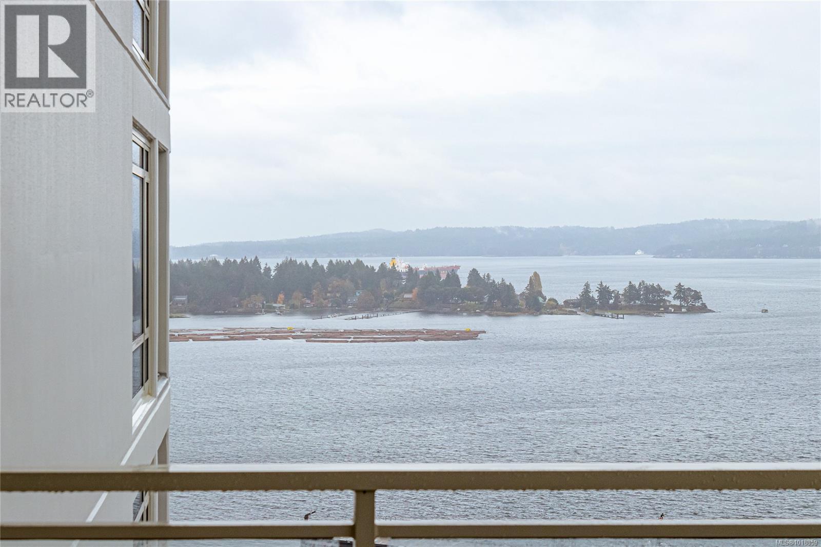 1502 38 Front St, Nanaimo