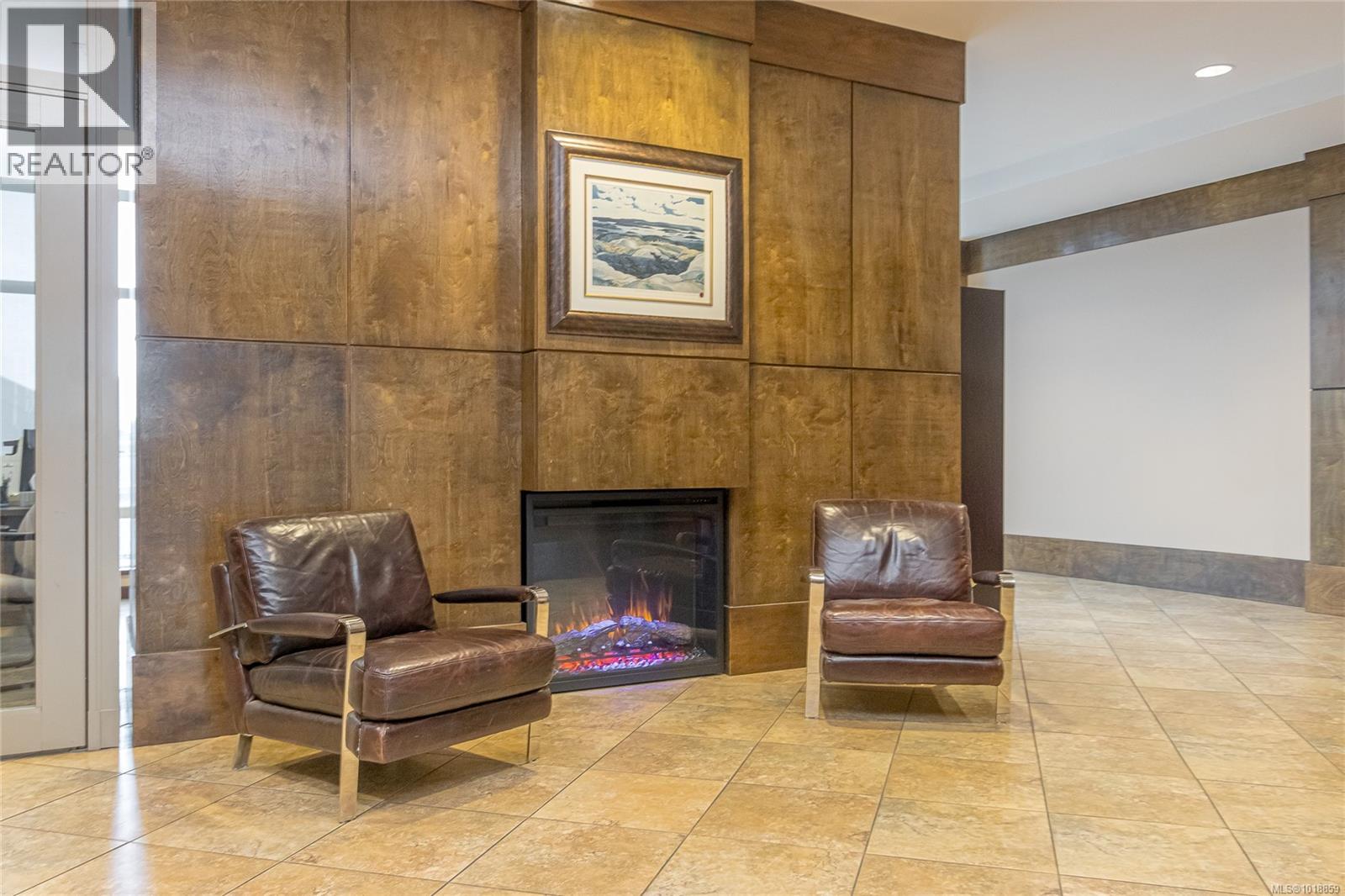 1502 38 Front St, Nanaimo