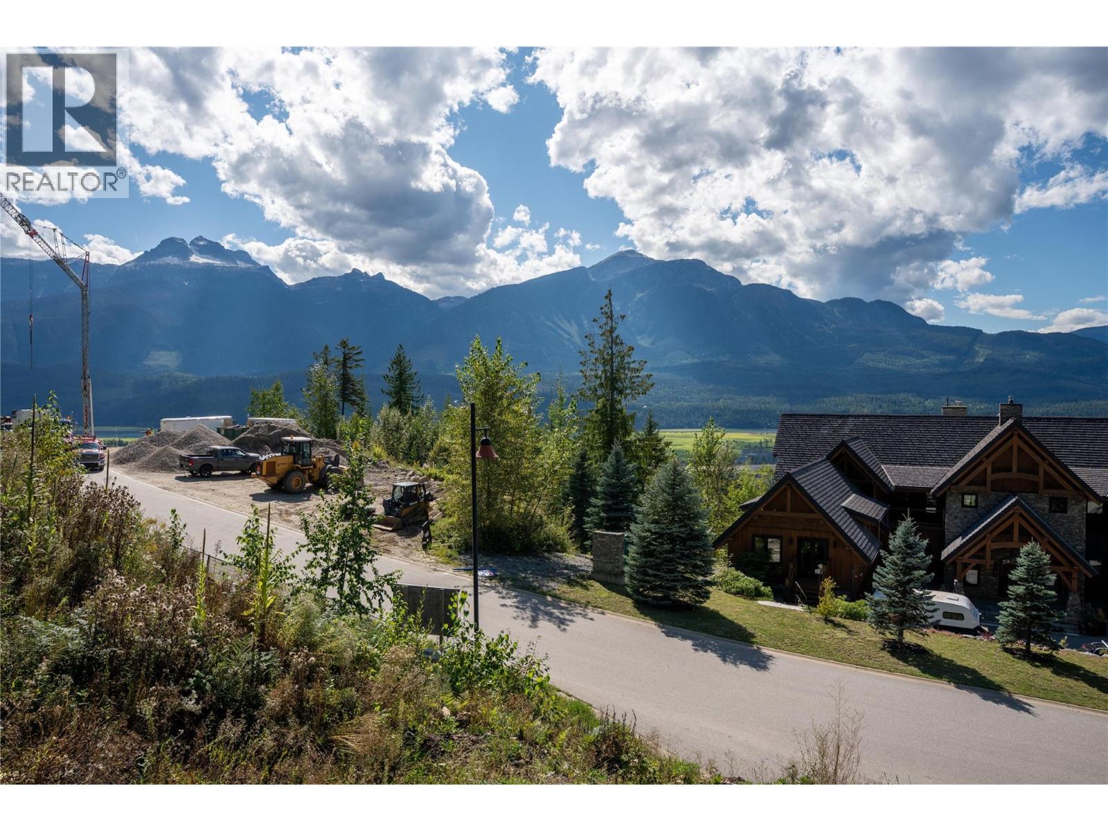2080 Mackenzie Court Unit# 26, Revelstoke