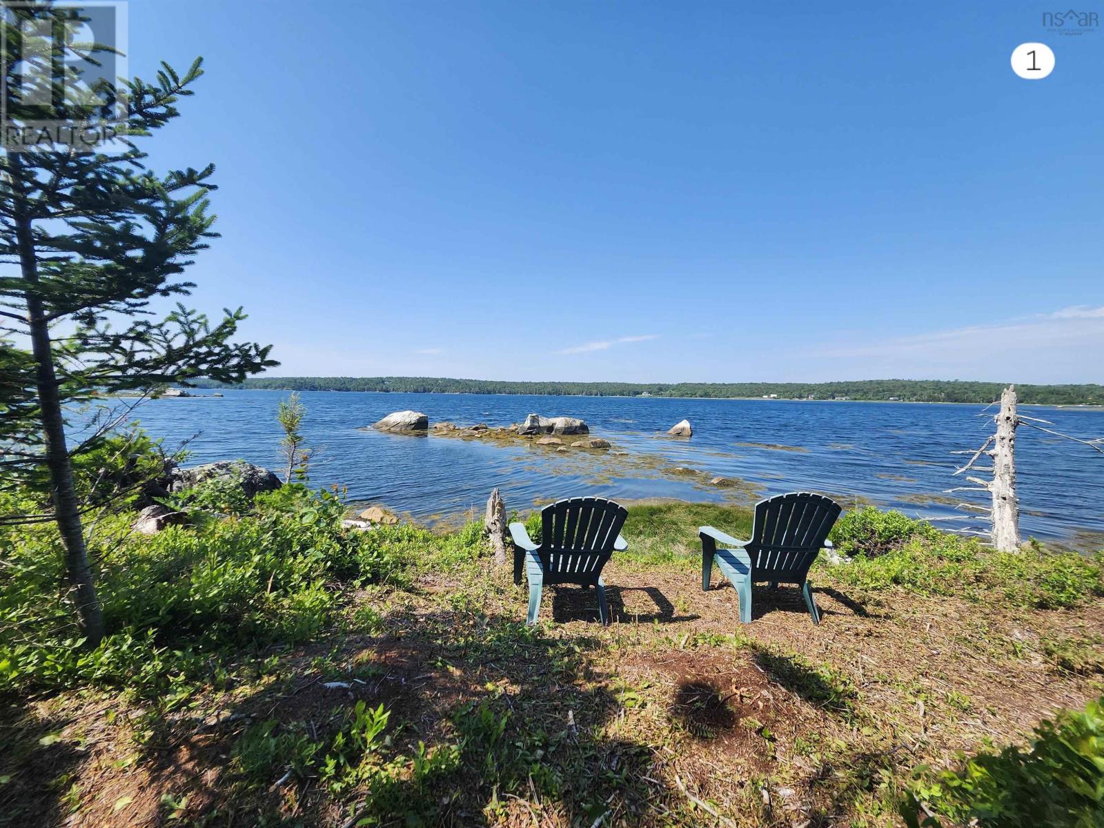 Property photo of 216 Hartz Point Road