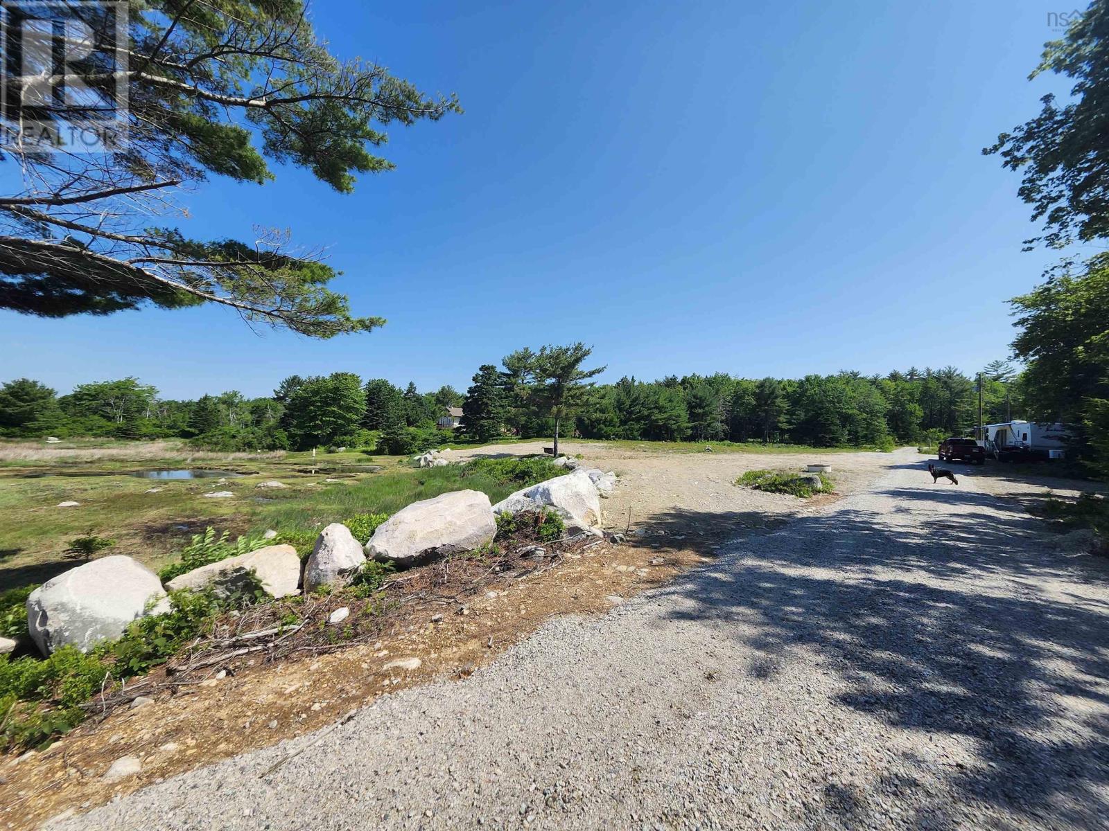 Property 36 of 36 of 216 Hartz Point Road