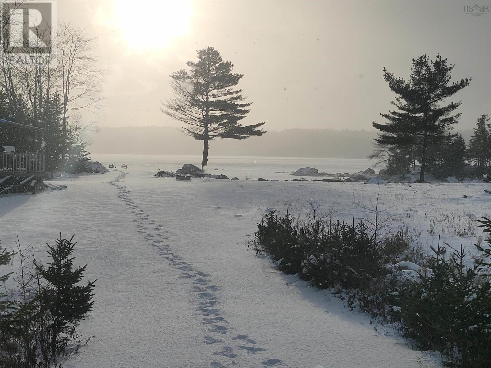 Property 9 of 36 of 216 Hartz Point Road