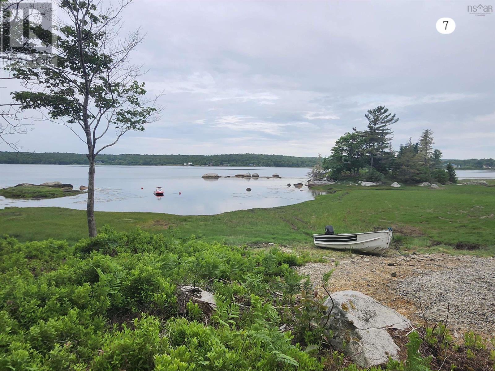 Property 7 of 36 of 216 Hartz Point Road