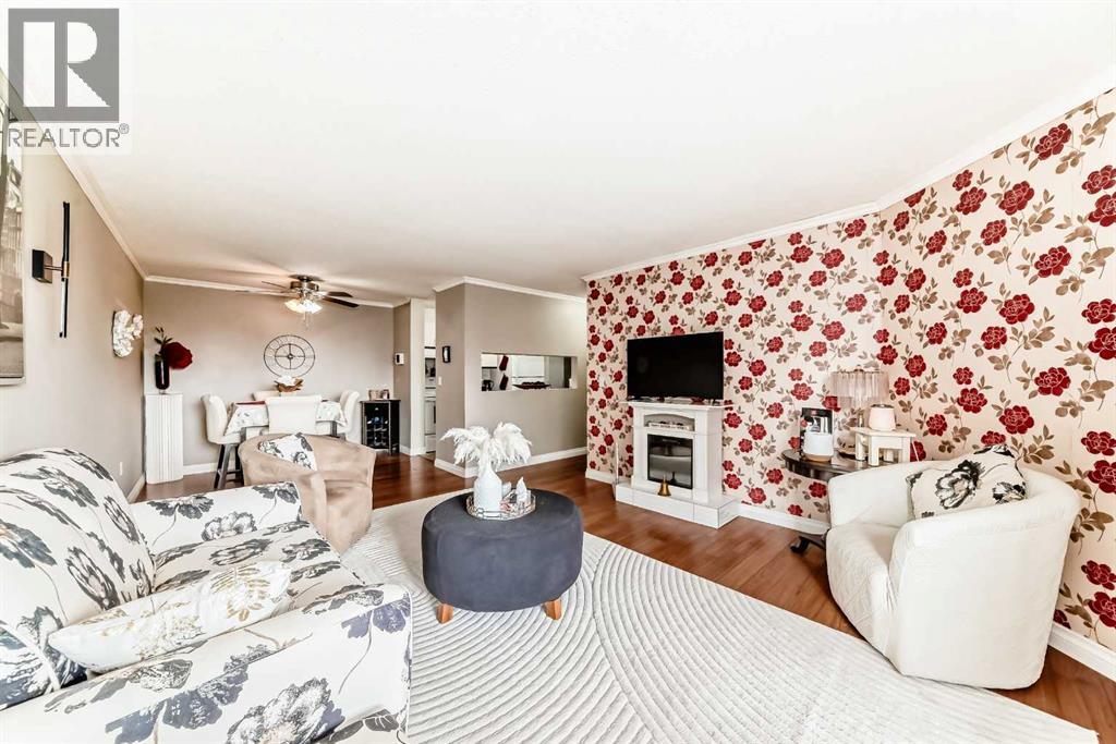 Single Family House for Sale in   Dover Point SE Dover Calgary 