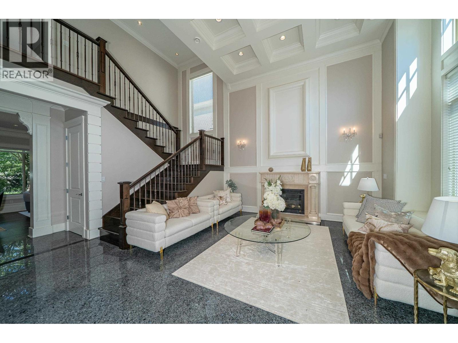 5631 CHEMAINUS Drive, Richmond