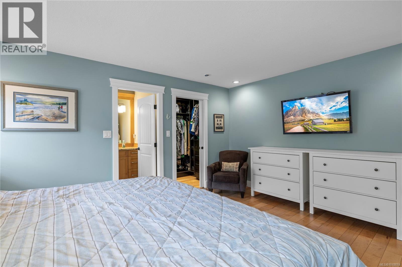 917 Wally's Way, Parksville