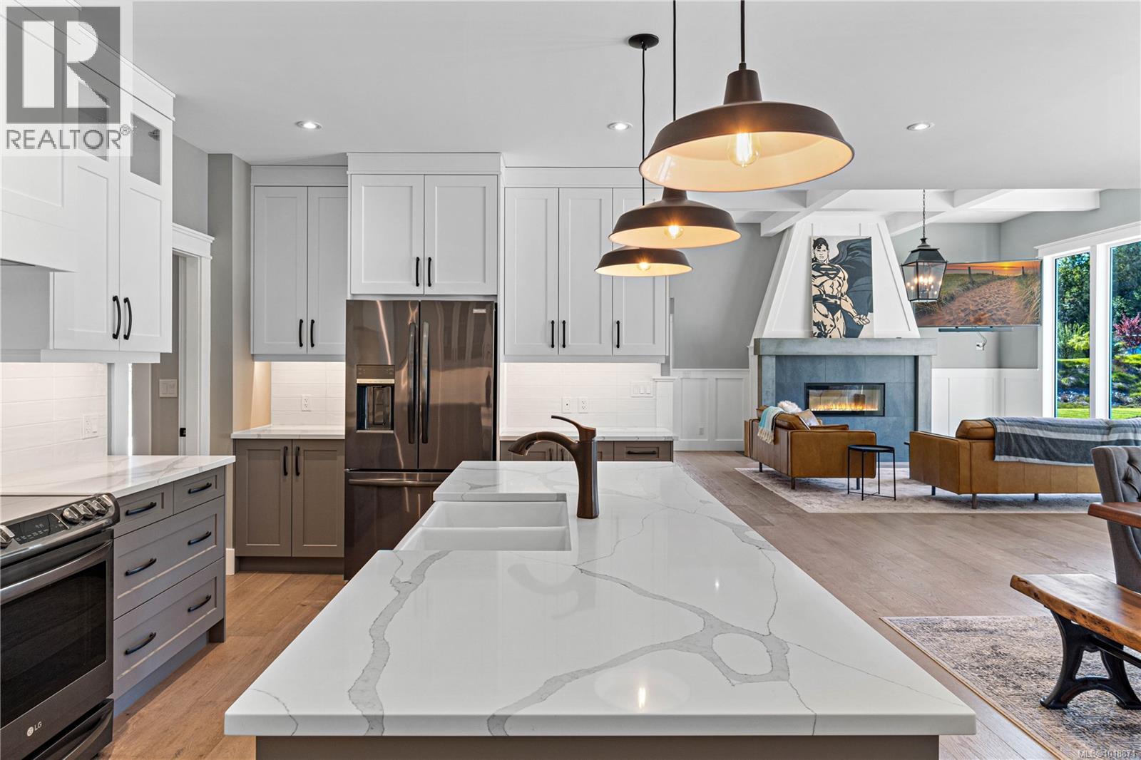 1227 Burbank Rd, Qualicum Beach