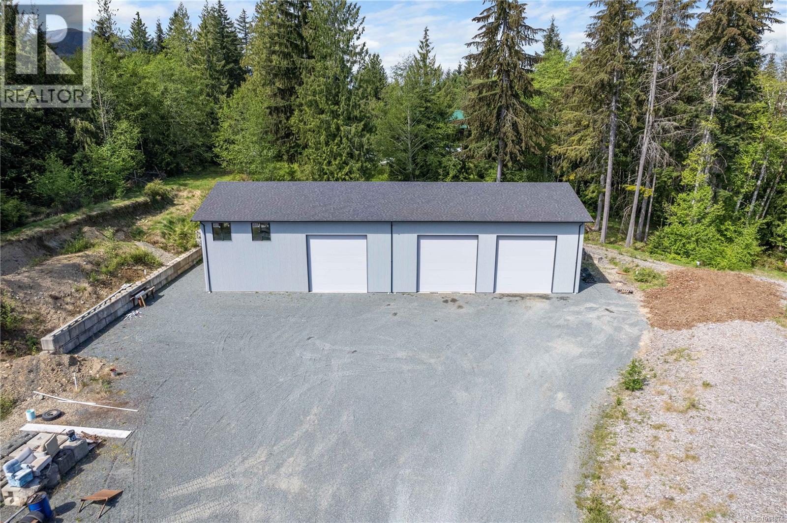 1227 Burbank Rd, Qualicum Beach