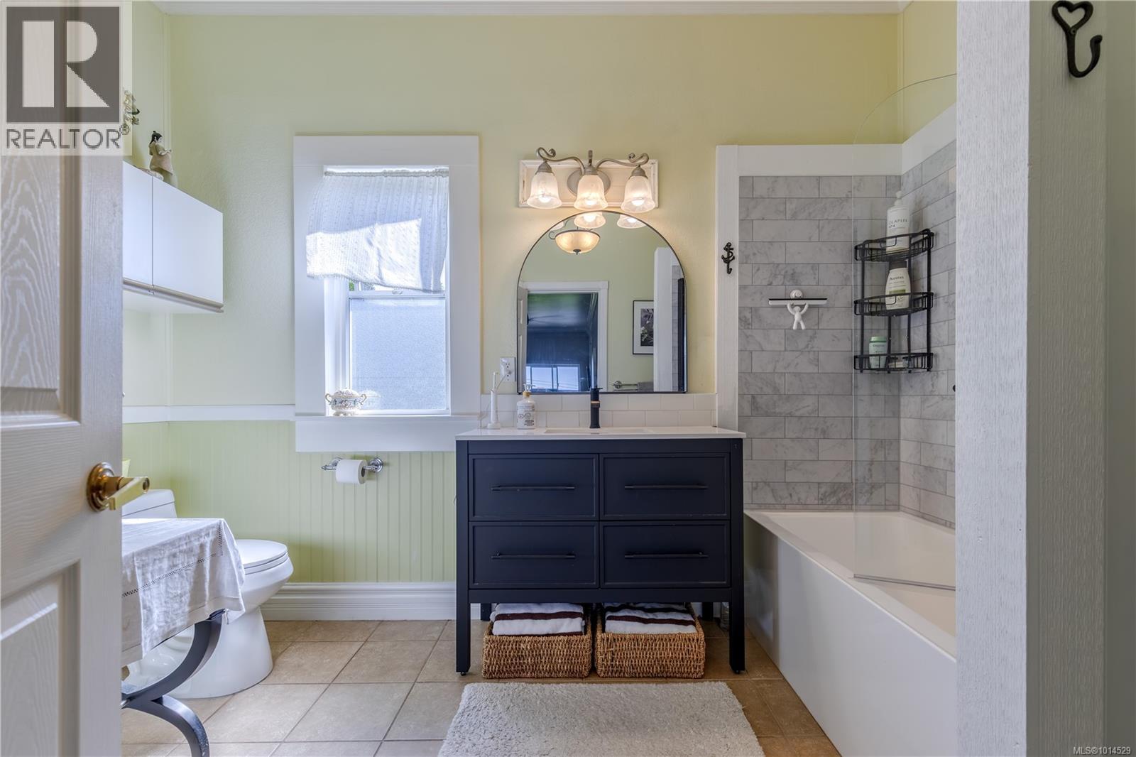 377 Milton St, Nanaimo