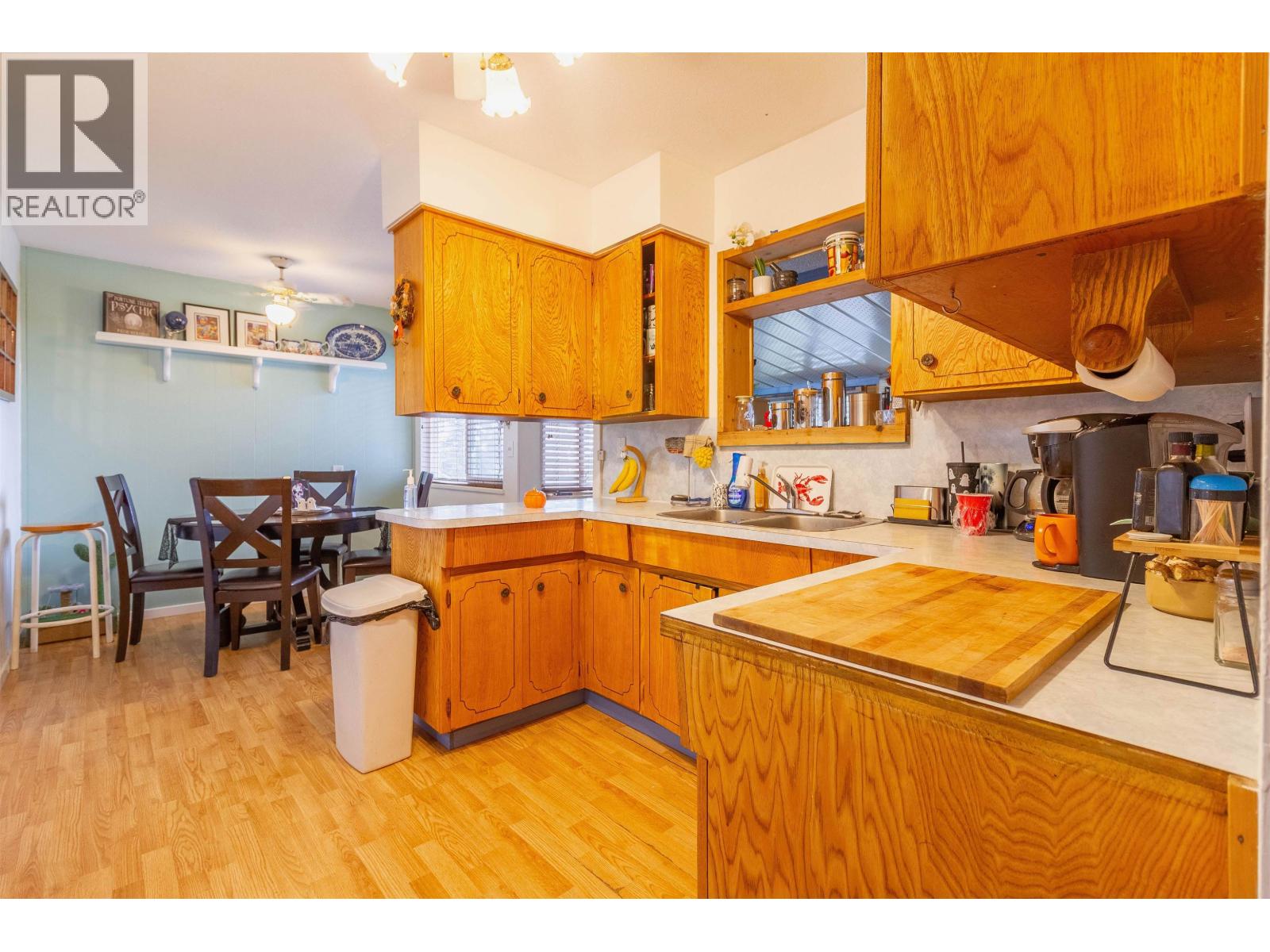 406 SCHOOLHOUSE STREET, Coquitlam