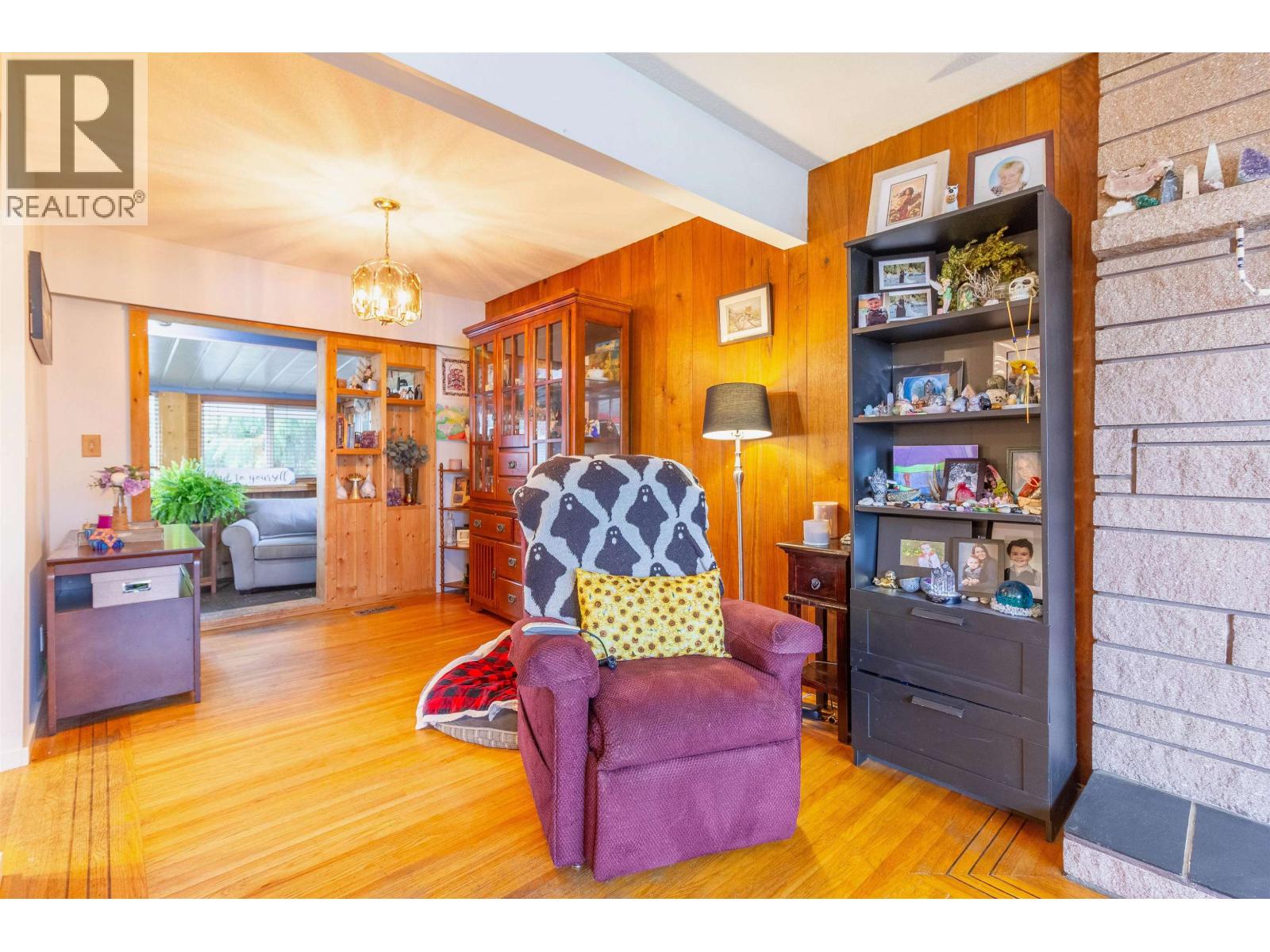 406 SCHOOLHOUSE STREET, Coquitlam