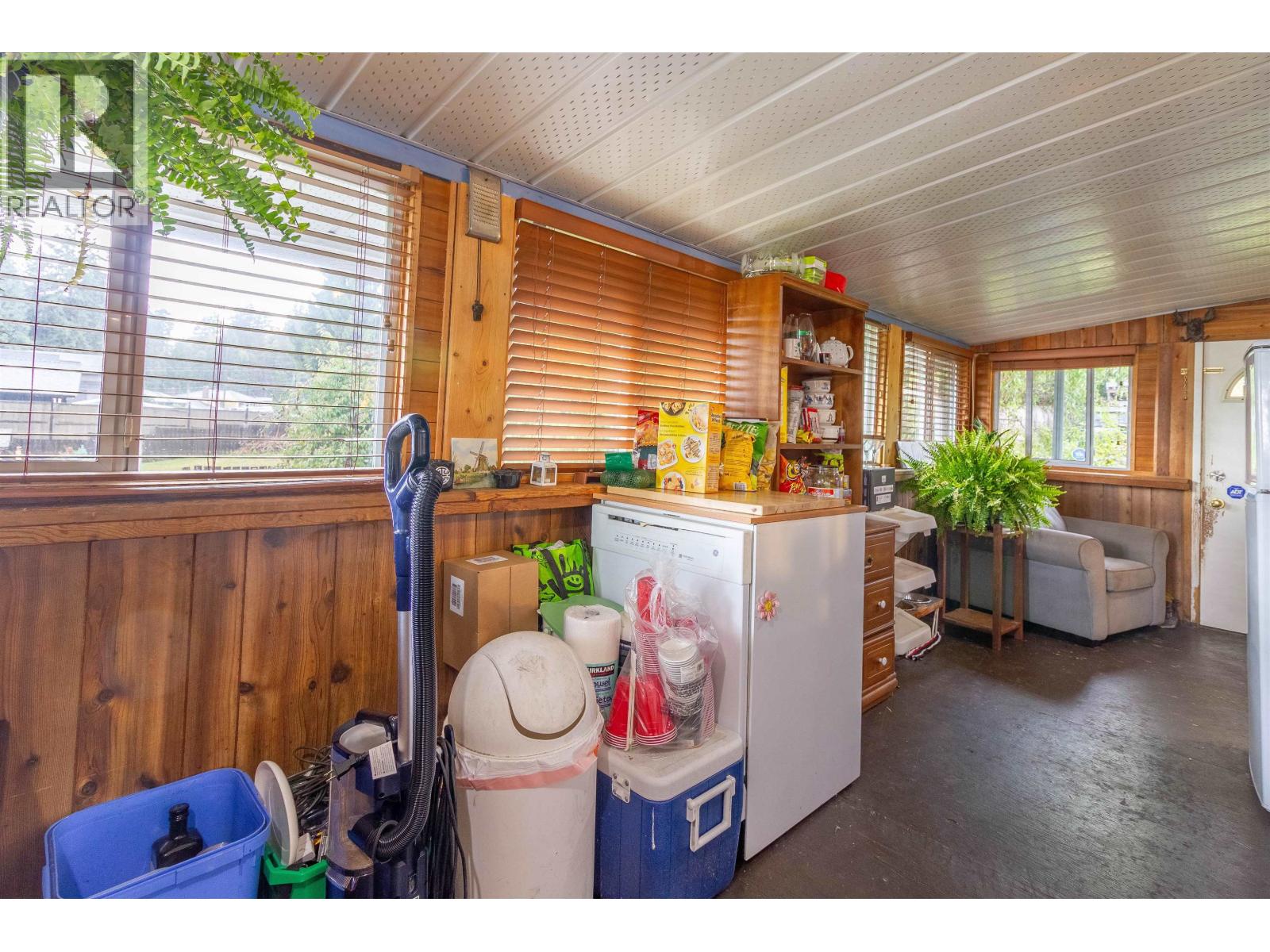 406 SCHOOLHOUSE STREET, Coquitlam