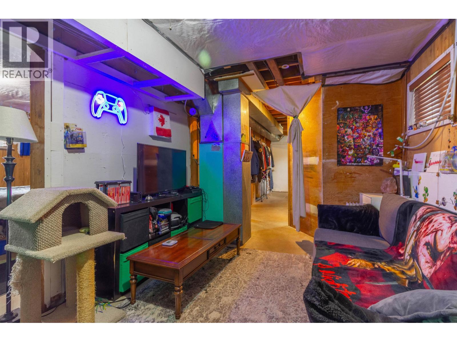 406 SCHOOLHOUSE STREET, Coquitlam