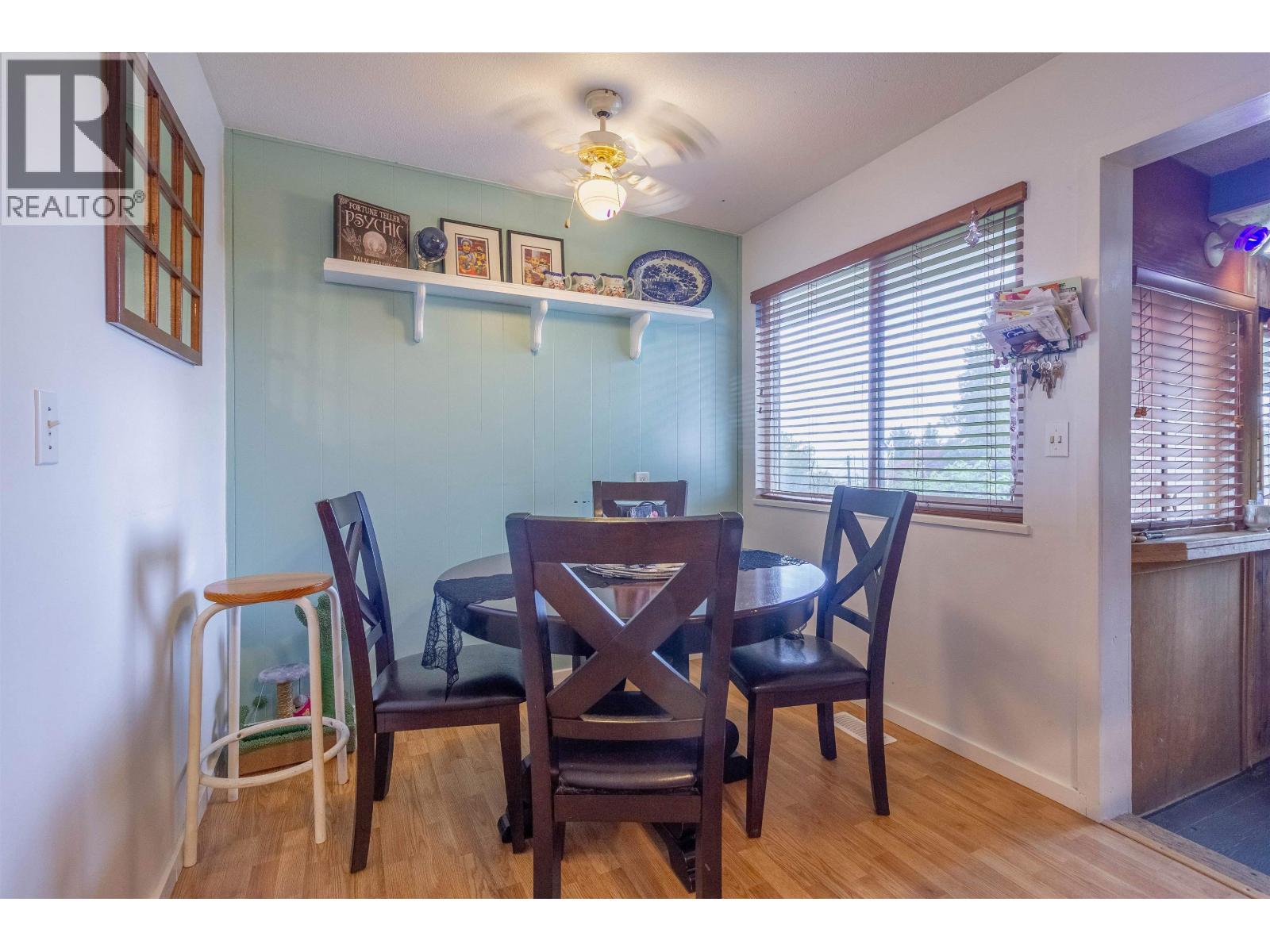 406 SCHOOLHOUSE STREET, Coquitlam