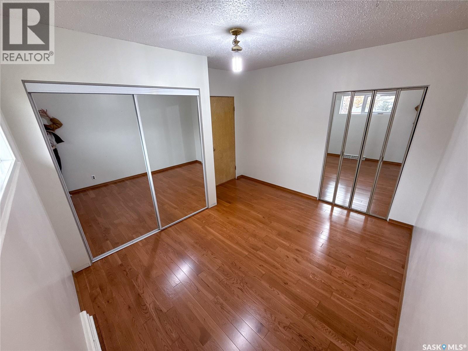 220 1st STREET W - 22