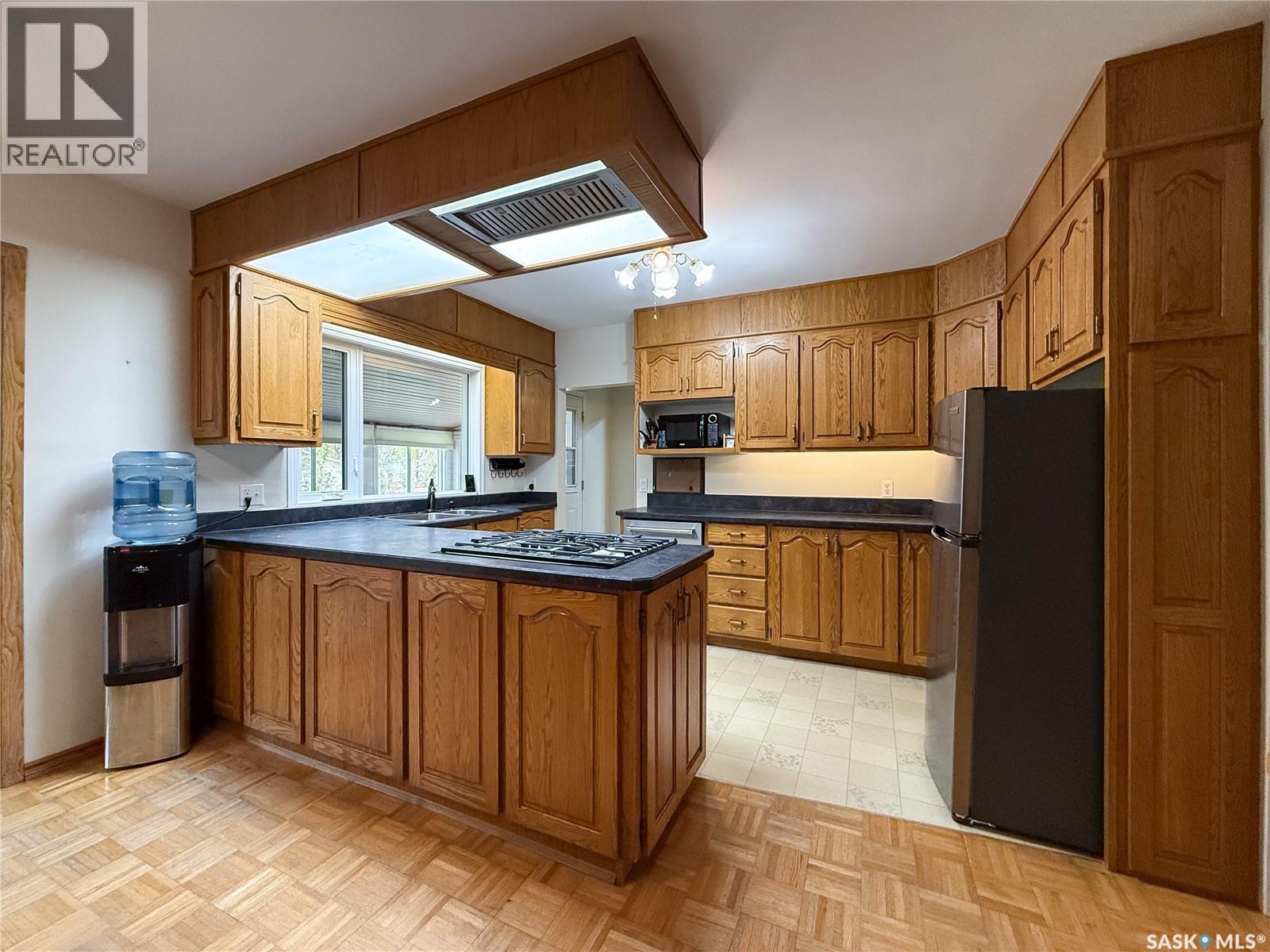220 1st STREET W - 6