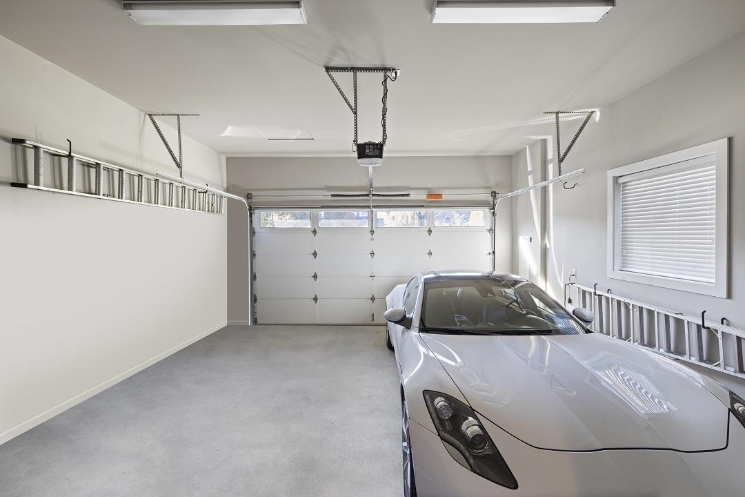 16211 31 AVENUE, Surrey