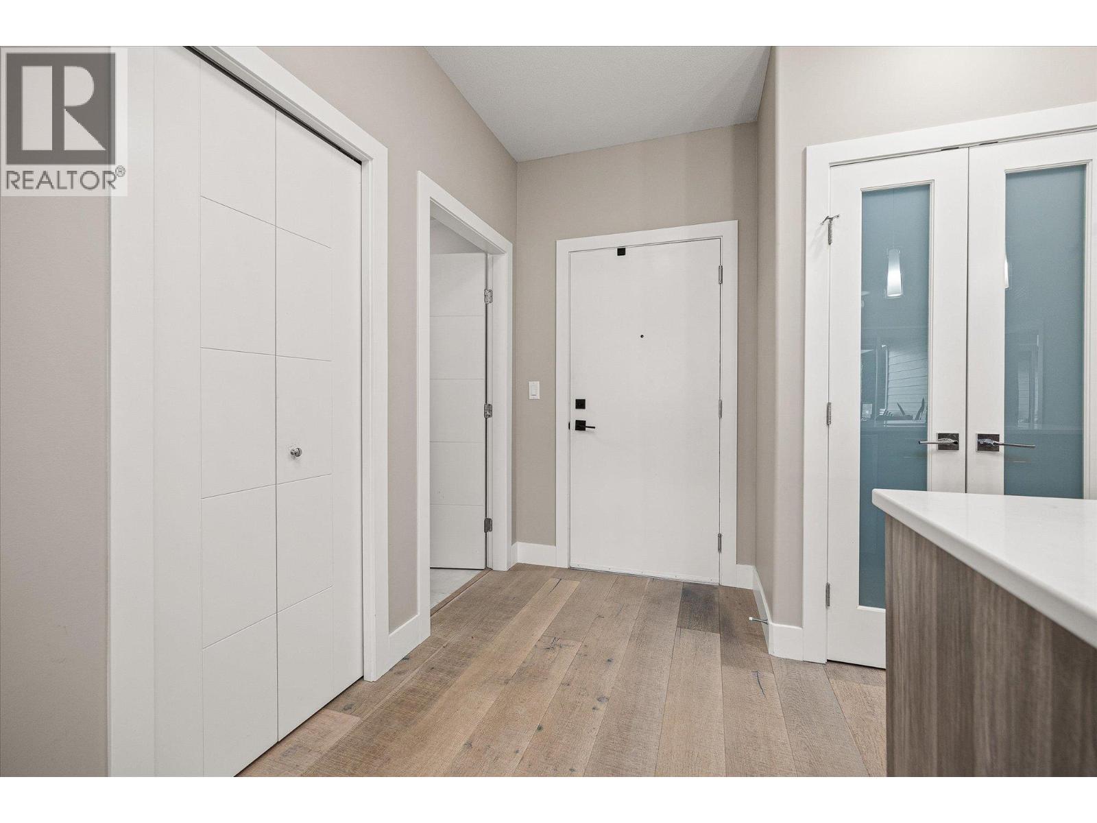 109 3475 Granite Close, Kelowna