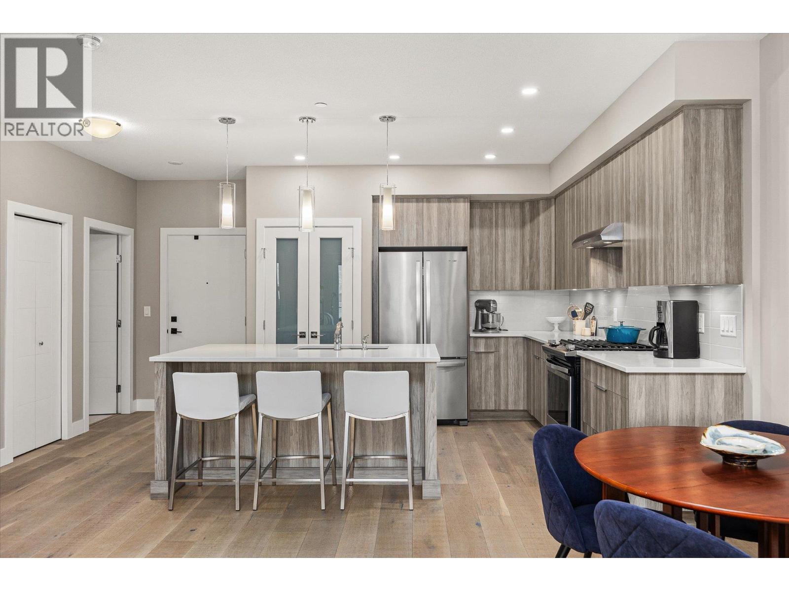 109 3475 Granite Close, Kelowna