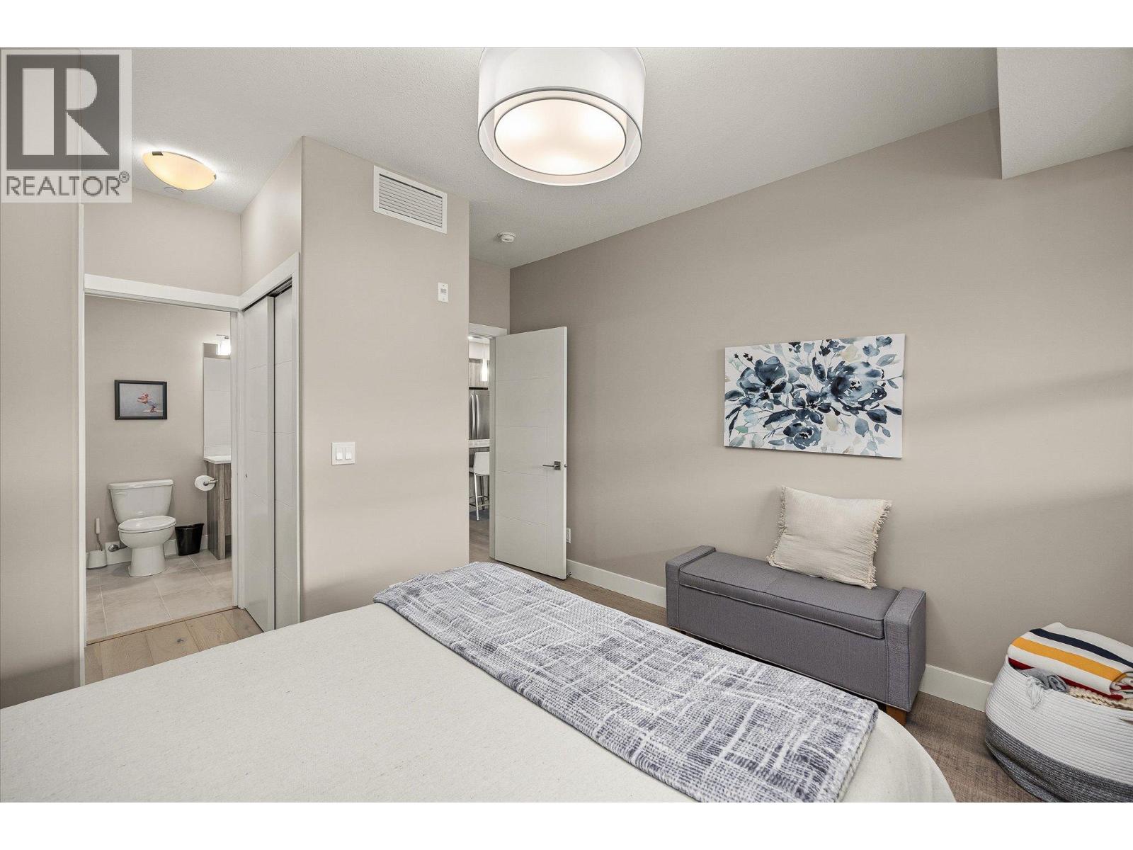 109 3475 Granite Close, Kelowna