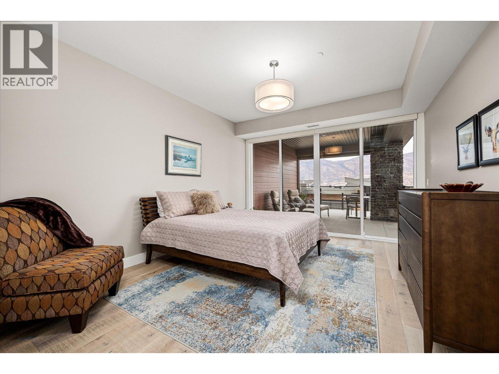 109 3475 Granite Close, Kelowna