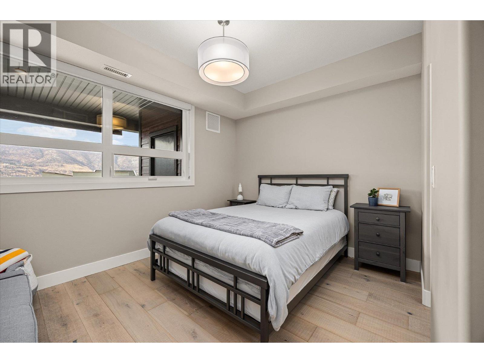 109 3475 Granite Close, Kelowna