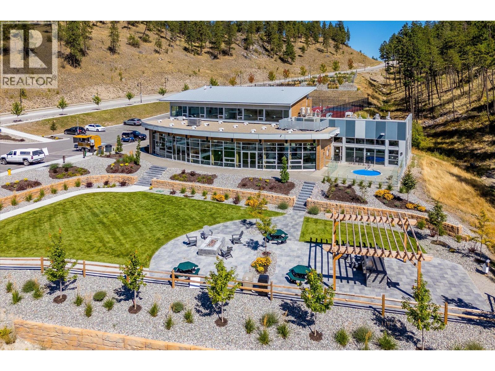 109 3475 Granite Close, Kelowna