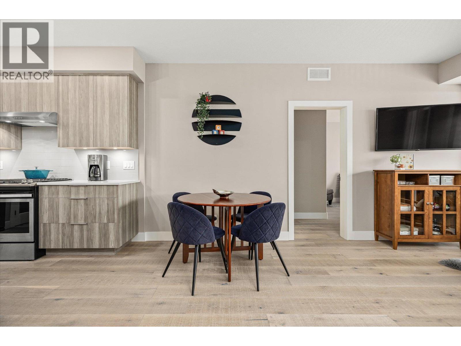 109 3475 Granite Close, Kelowna