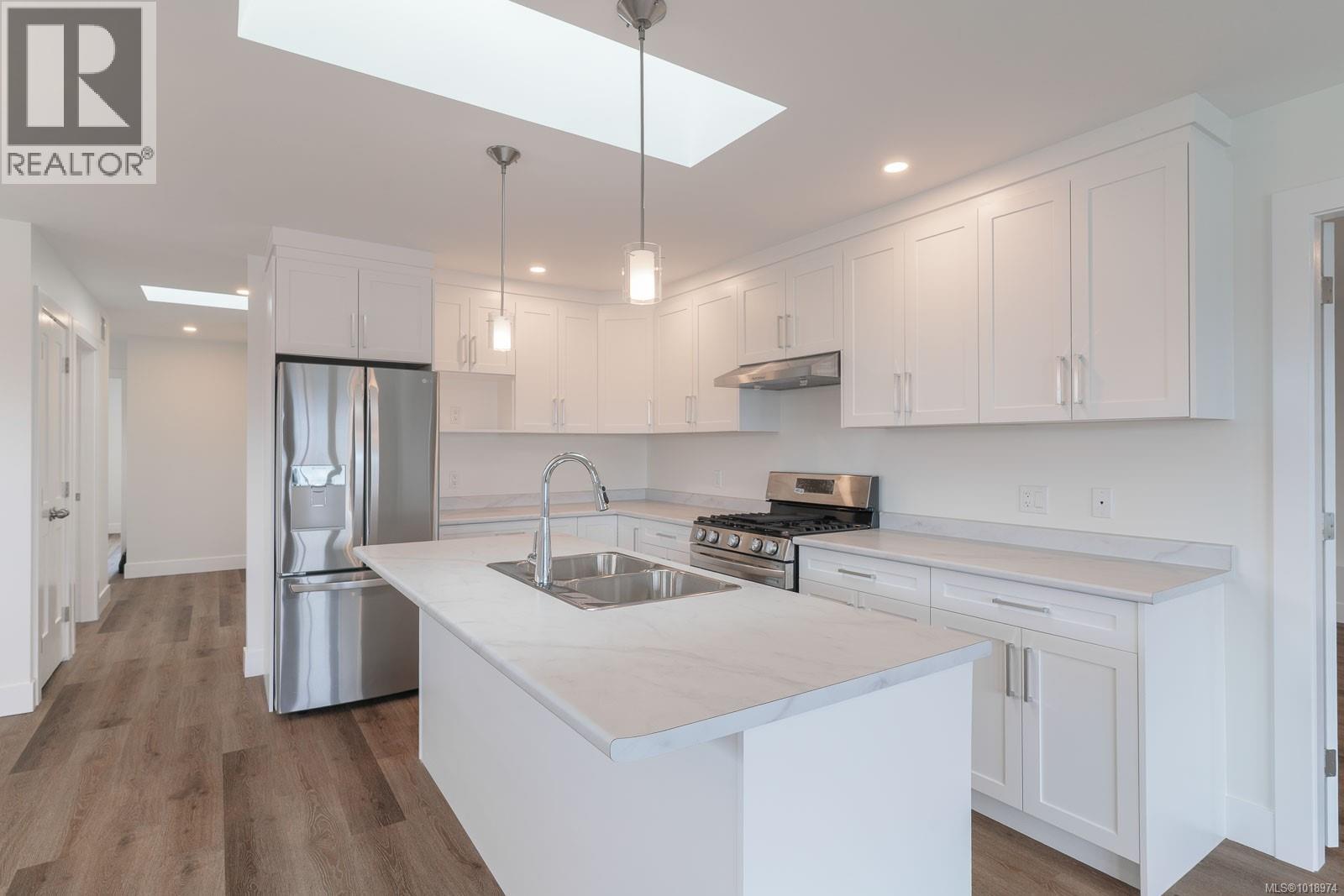 12 3774 12th Ave, Port Alberni