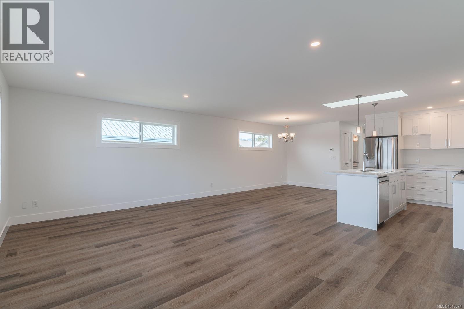 12 3774 12th Ave, Port Alberni