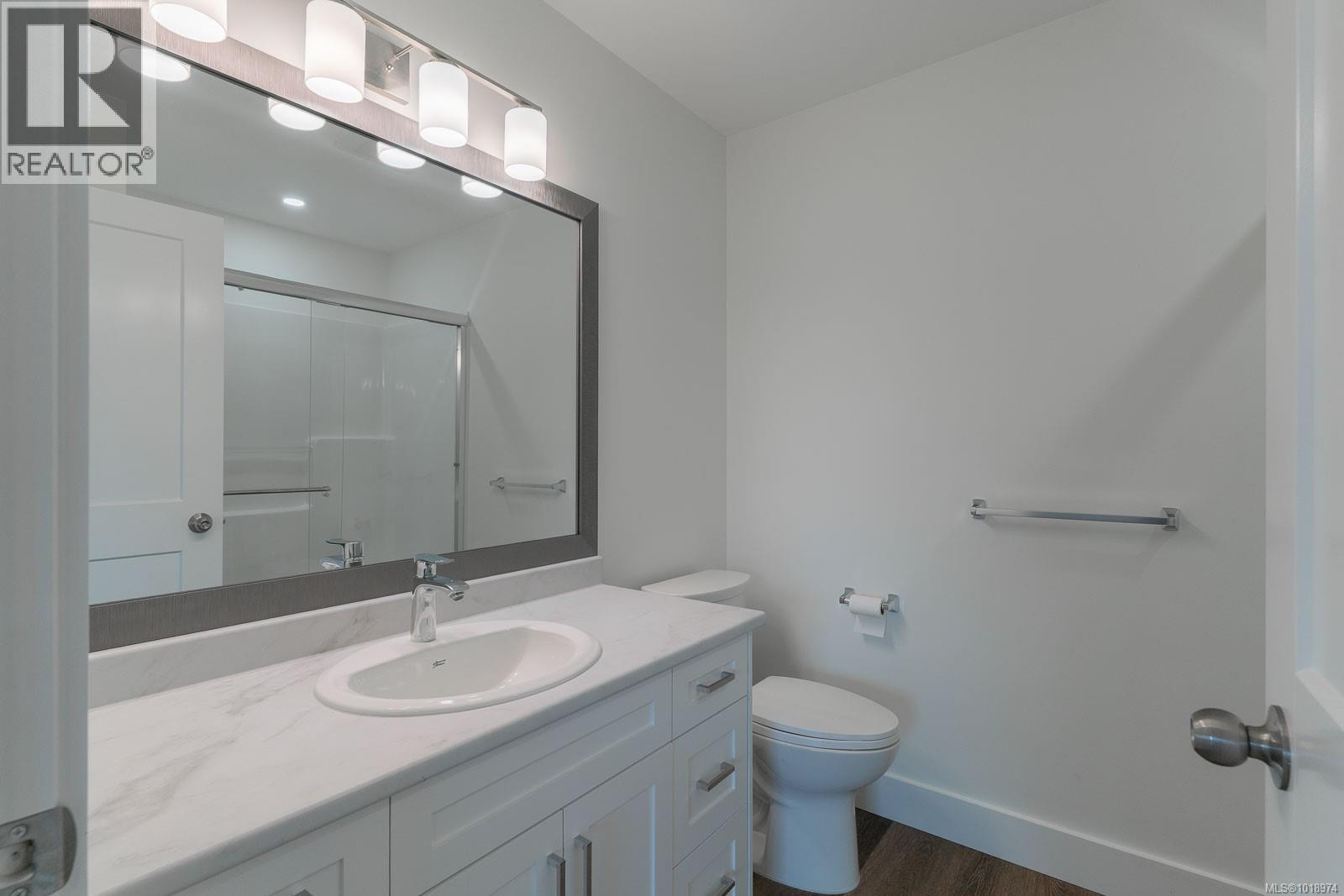 12 3774 12th Ave, Port Alberni