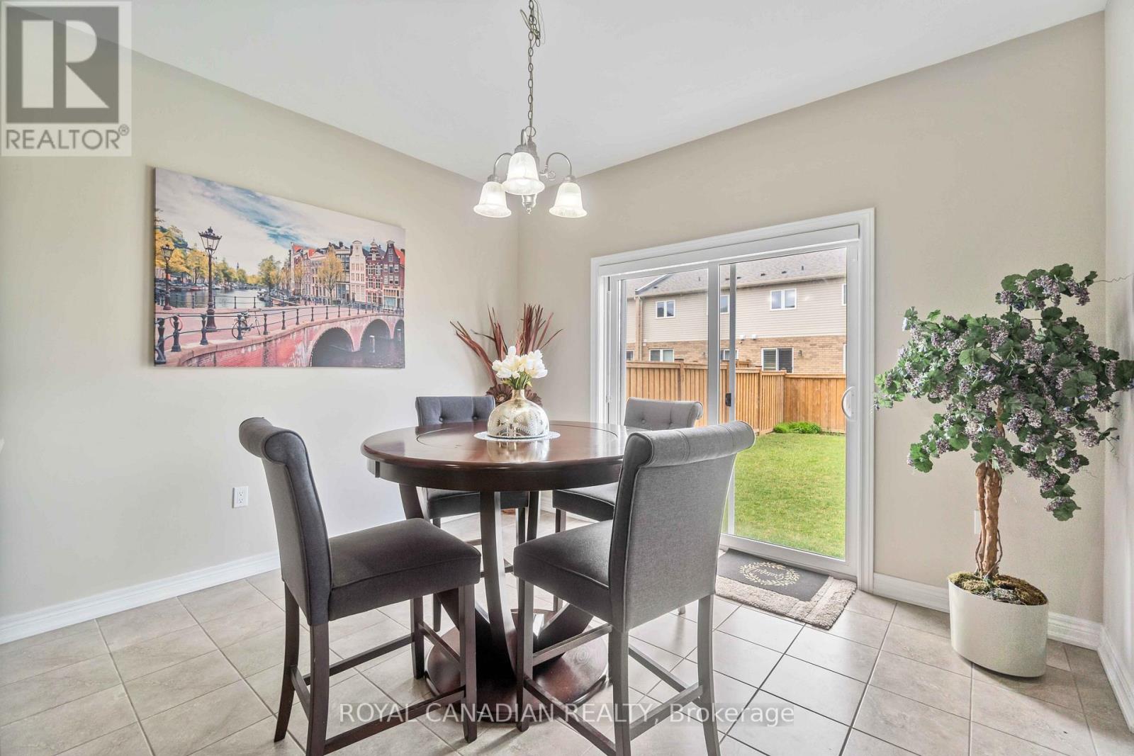 92 BETHUNE AVENUE - 18