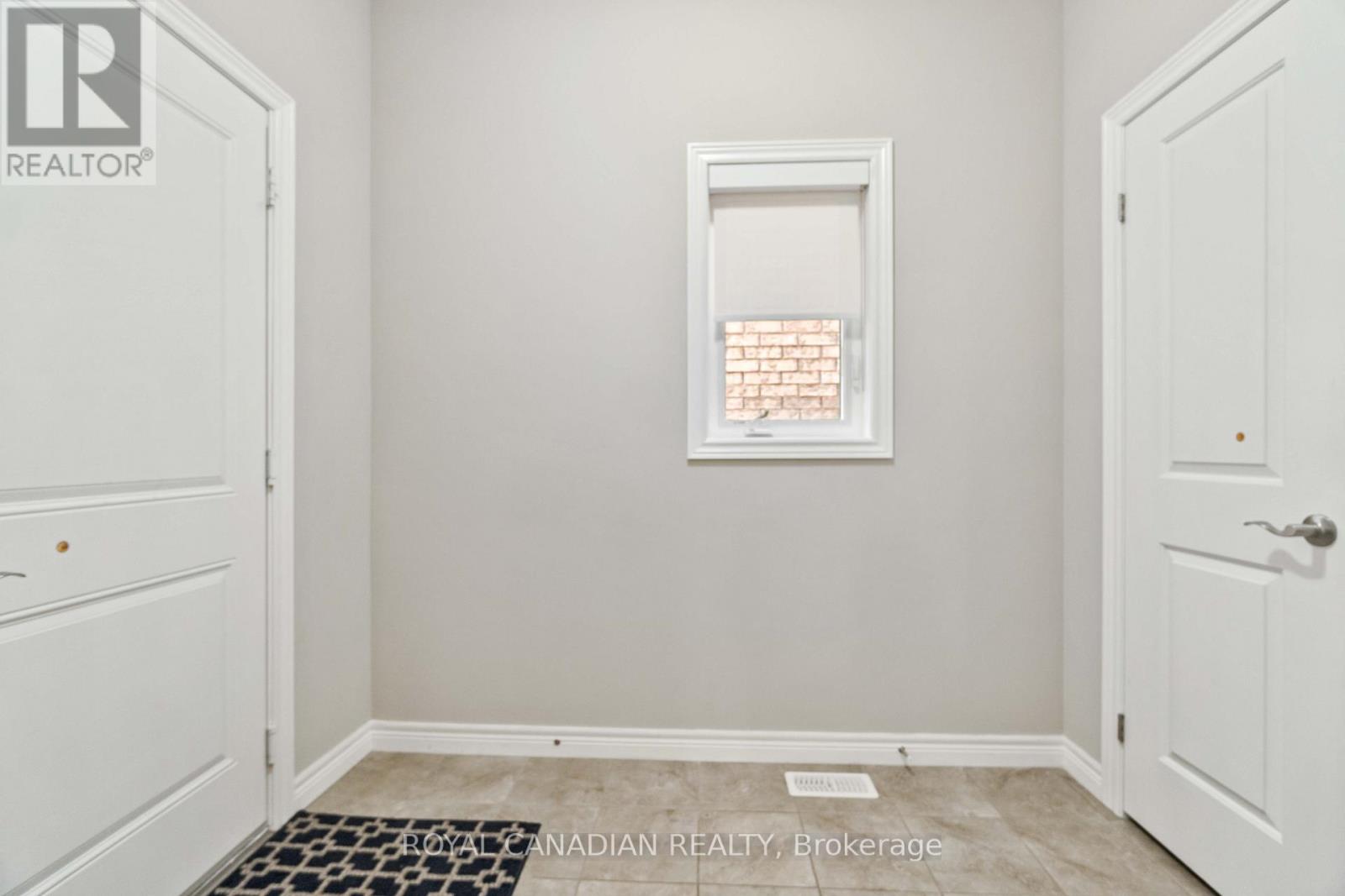 92 BETHUNE AVENUE - 39