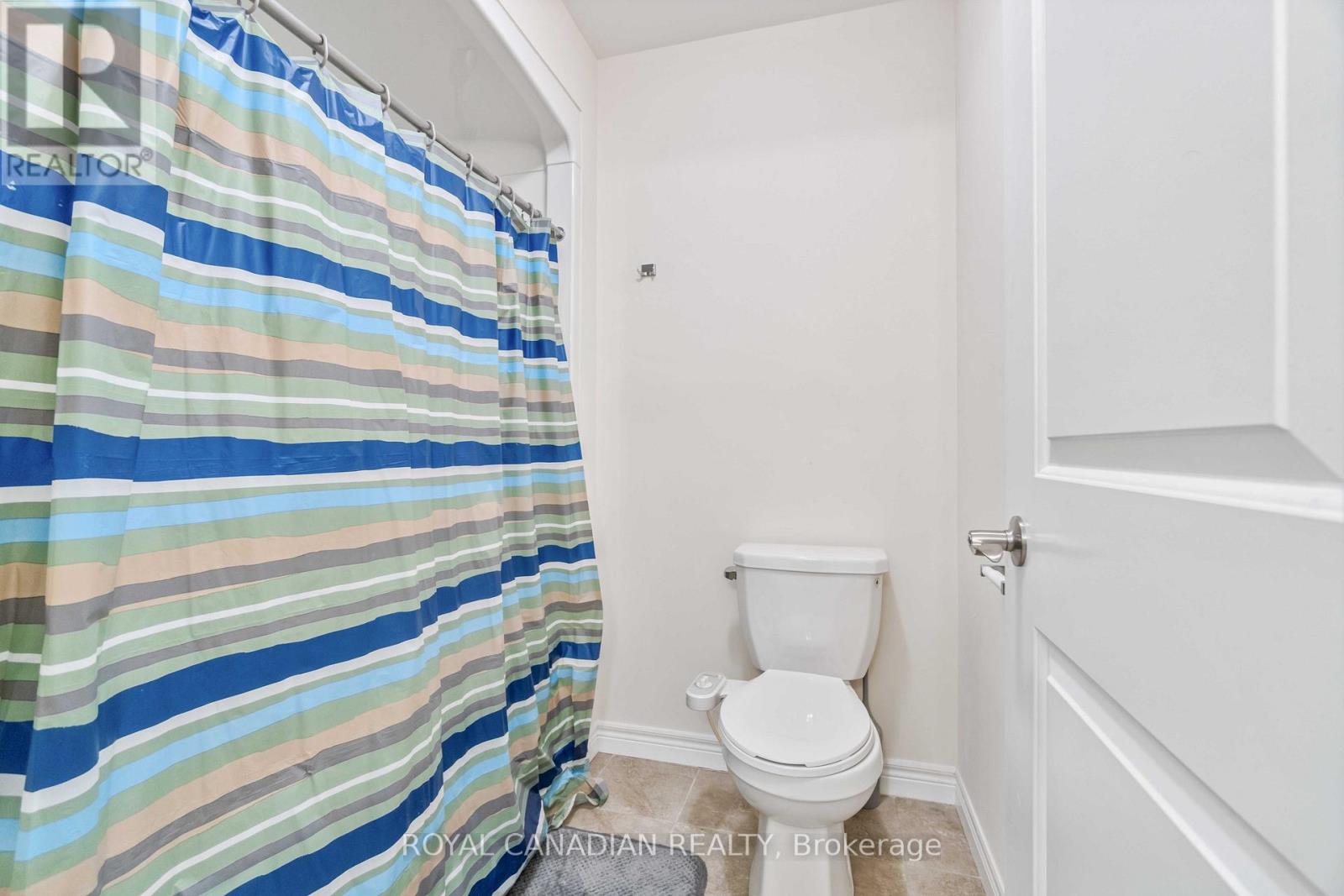 92 BETHUNE AVENUE - 43