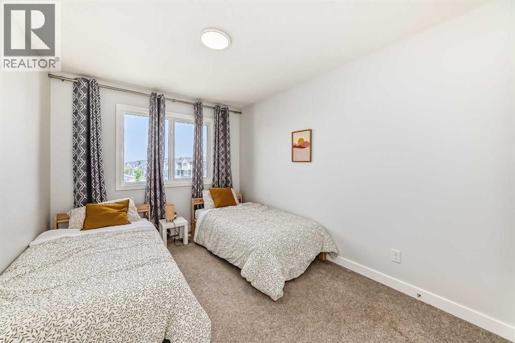 Single Family House for Sale in  Evanscrest Park NW Evanston Calgary 