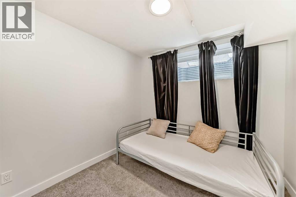 Single Family House for Sale in  Evanscrest Park NW Evanston Calgary 