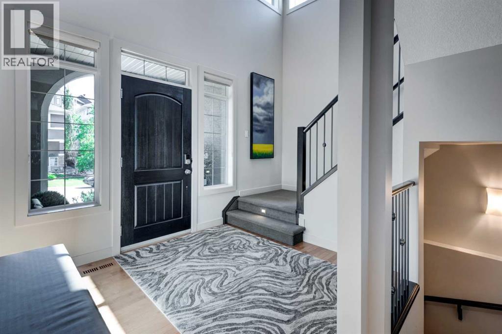 Single Family House for Sale in  Springbluff Heights SW Springbank Hill Calgary 