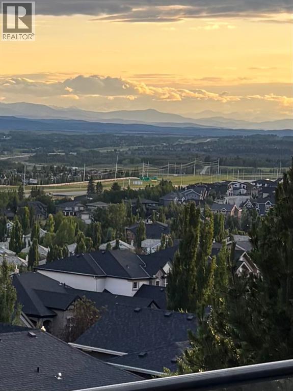 Single Family House for Sale in  Springbluff Heights SW Springbank Hill Calgary 