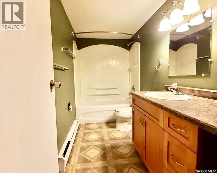 #12 47 CENTENNIAL STREET - 17
