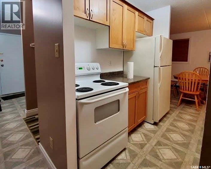 #12 47 CENTENNIAL STREET - 6