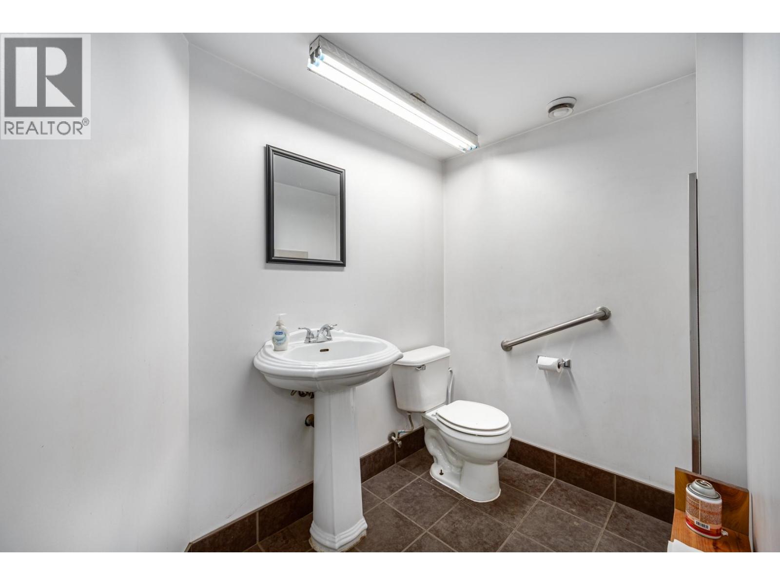  2549 Nicola Avenue, Merritt