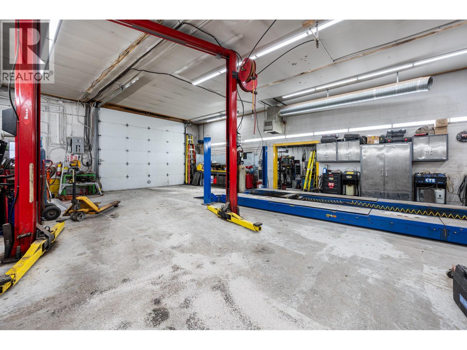  2549 Nicola Avenue, Merritt