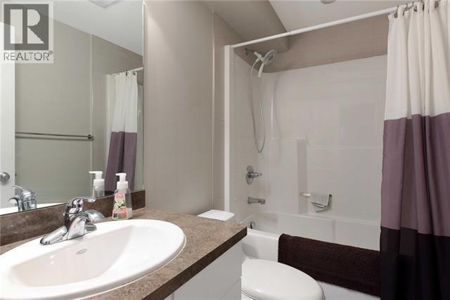 100 HEIBERT Bay, Fort McMurray