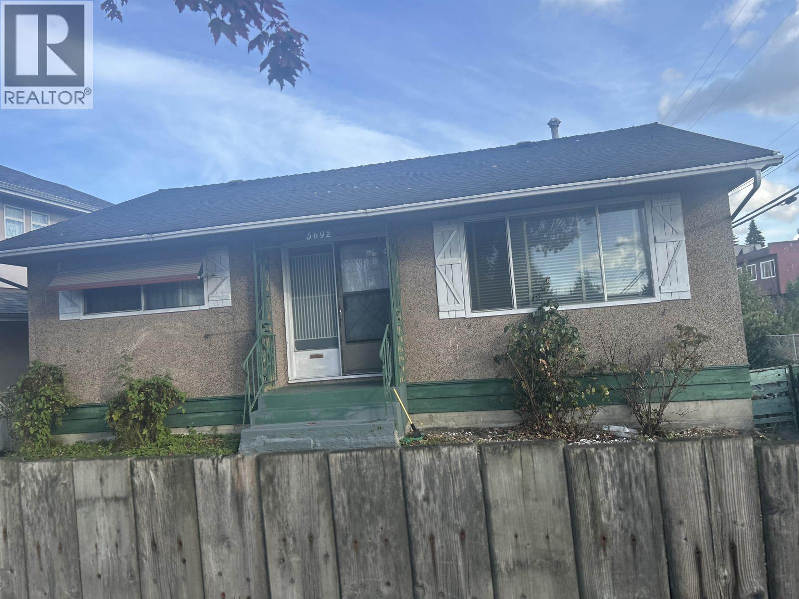 5692 KNIGHT STREET - Photo 2 of 2, Vancouver, British Columbia